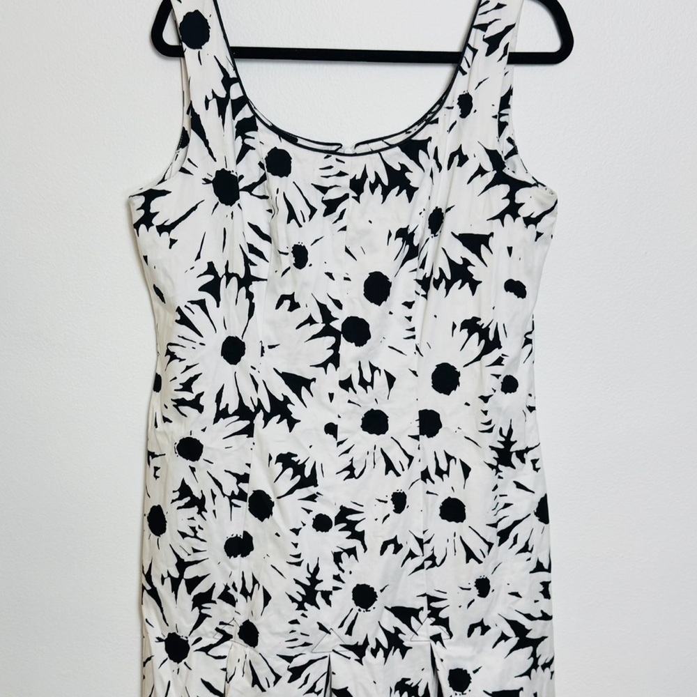 Talbot’s Black and White Floral Sleeveless Fit and Flare Dress size 14. Plus - Picture 3 of 10